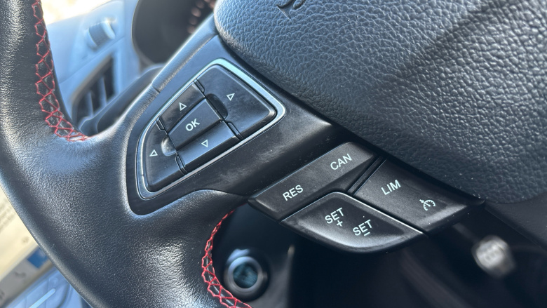 Ford Kuga 2.0 TDCi ST-Line 5dr 2WD Diesel Estate